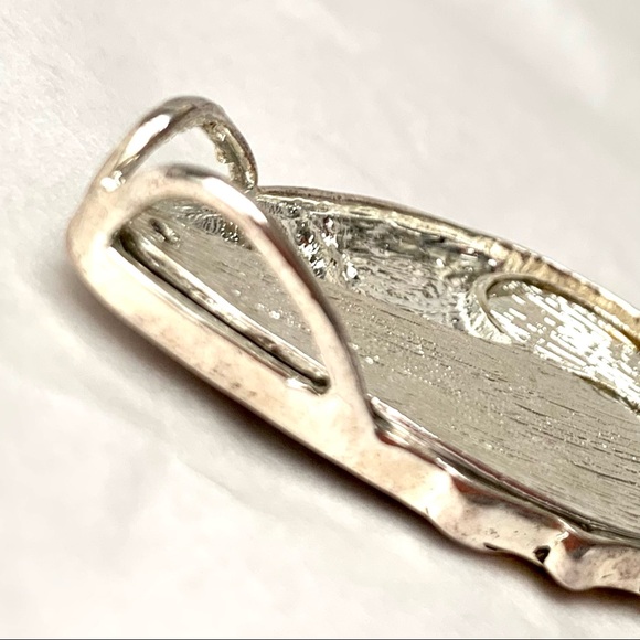 Abalone & Mother of Pearl Silver Tone Pendant - Picture 8 of 12